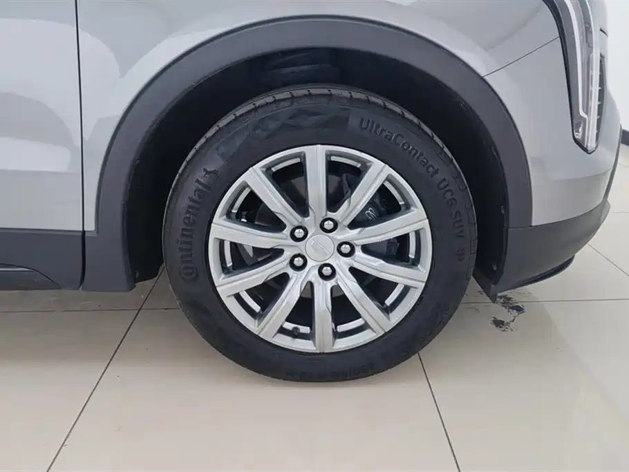 Cadillac XT4 2022 28T two-wheel drive luxury model купить на сайте DeffCars