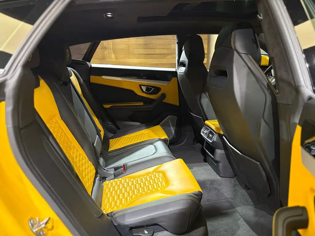 Urus 2018 4.0T V8 купить на сайте DeffCars