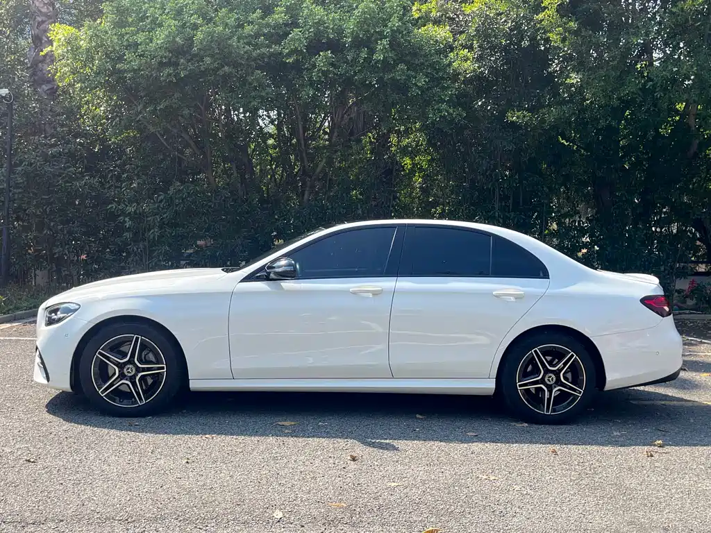 Mercedes-Benz E-Class imported 2021 facelift E 260 fashionable sports version купить на сайте DeffCars