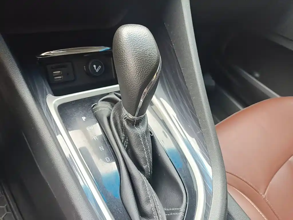 Buick GL6 2018 18T 6 Seater Luxury Edition купить на сайте DeffCars