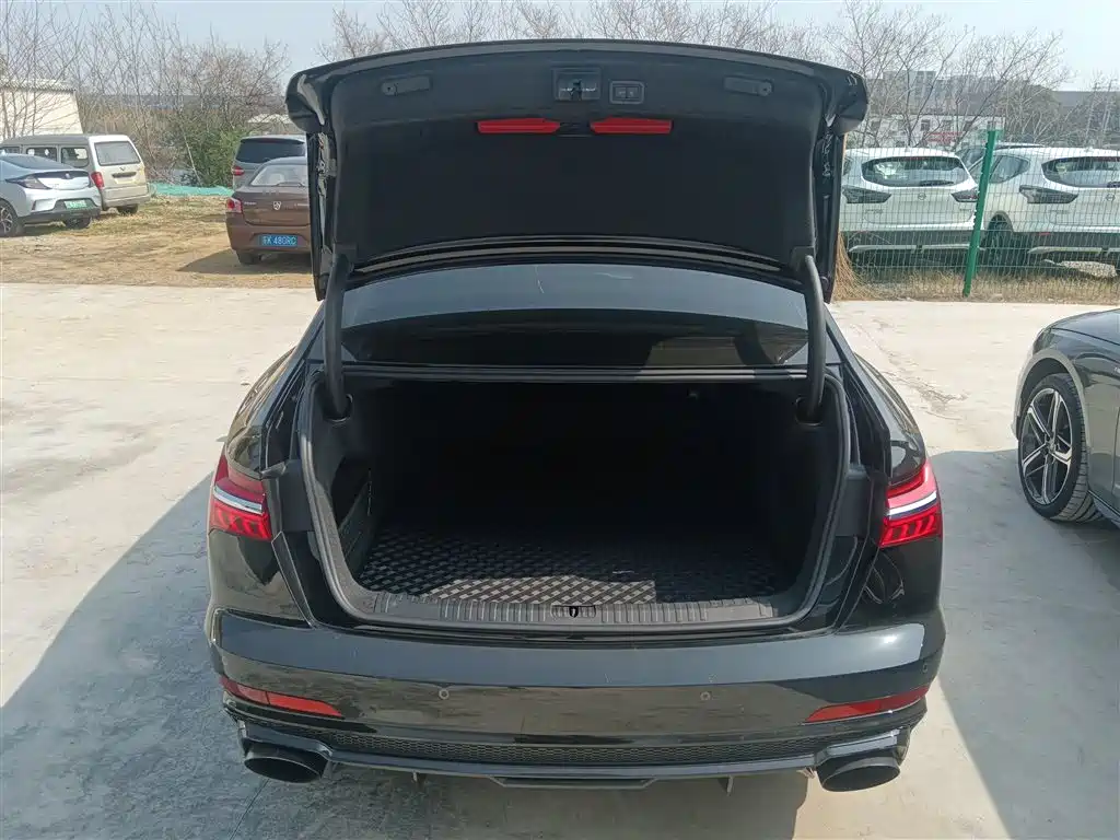 Audi A6L 2024 45 TFSI Premium Dynamic Model купить на сайте DeffCars