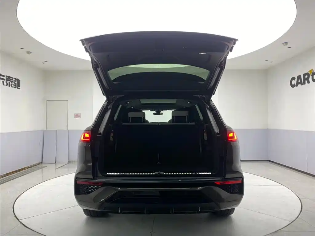 Audi Q6 2023 50 TFSI quattro Lingyun edition edition one купить на сайте DeffCars
