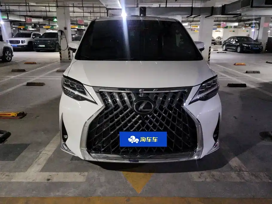 Lexus LM 2020 300h four-seat Royal Edition купить на сайте DeffCars