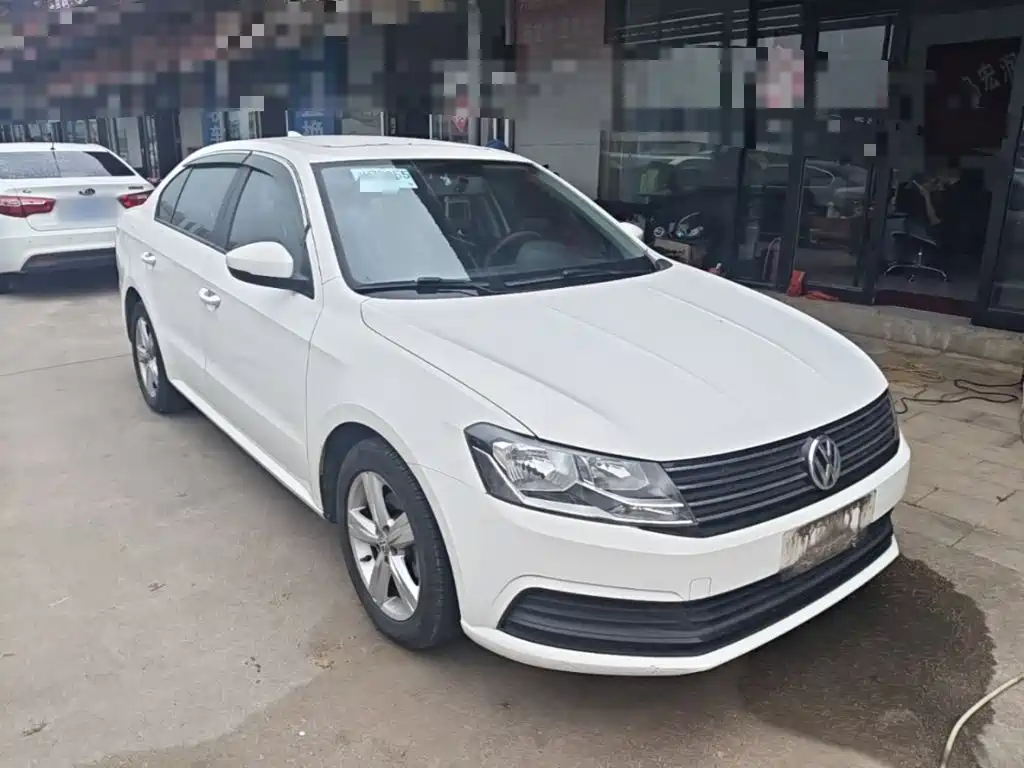 Lavida 2017 1.6L automatic fashion version купить на сайте DeffCars