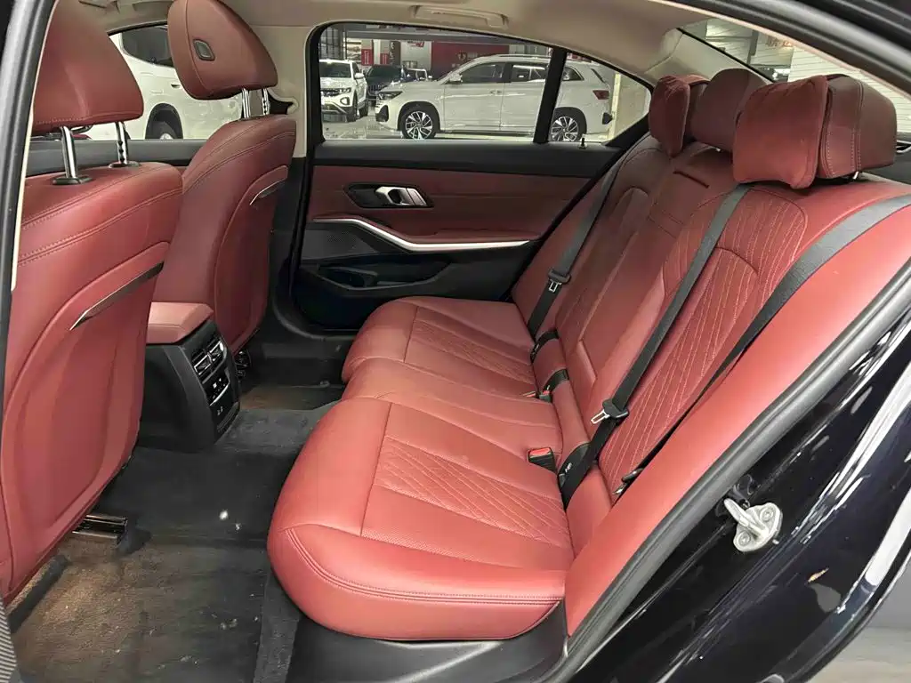 BMW 3 Series 2023 320Li M Sports Package купить на сайте DeffCars