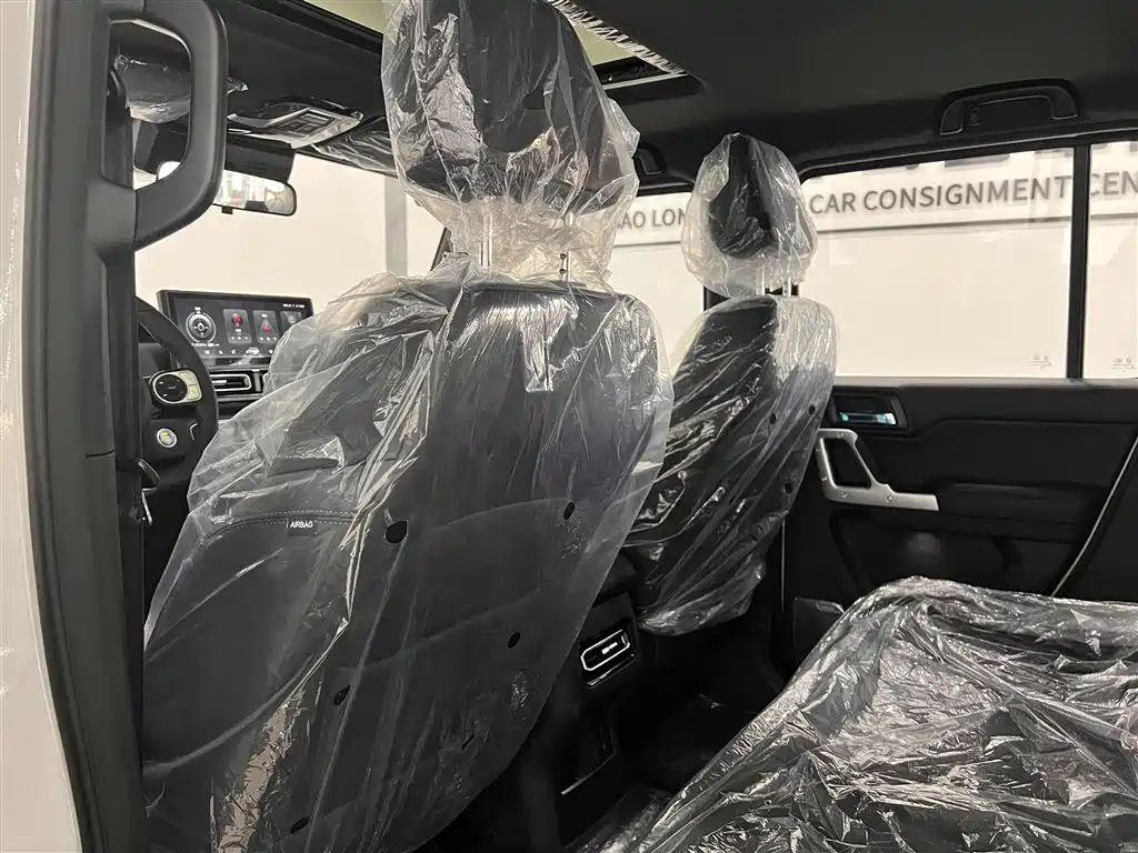 212 T01 2024 2.0T Explorer купить на сайте DeffCars