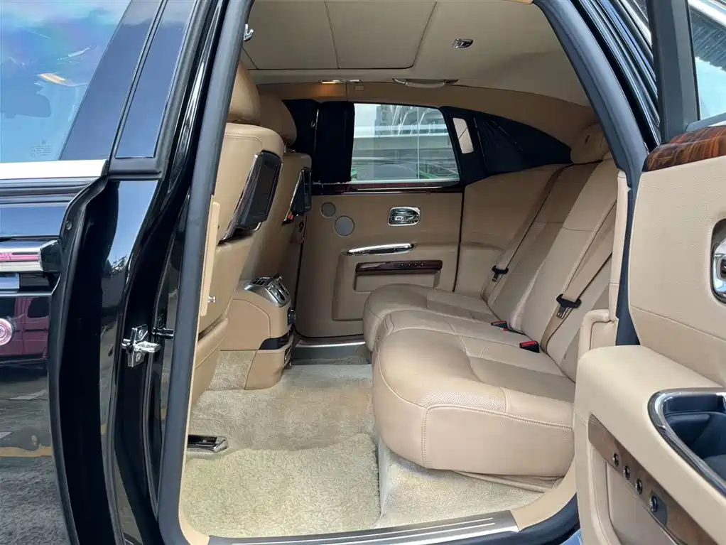 Ghost 2013 6.6T Art Deco Collection Edition купить на сайте DeffCars