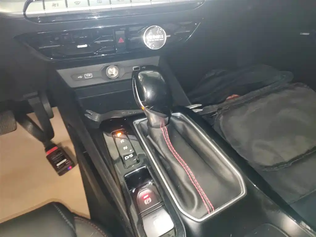 MG5 2022 180DVVT CVT Youth Flagship Edition купить на сайте DeffCars