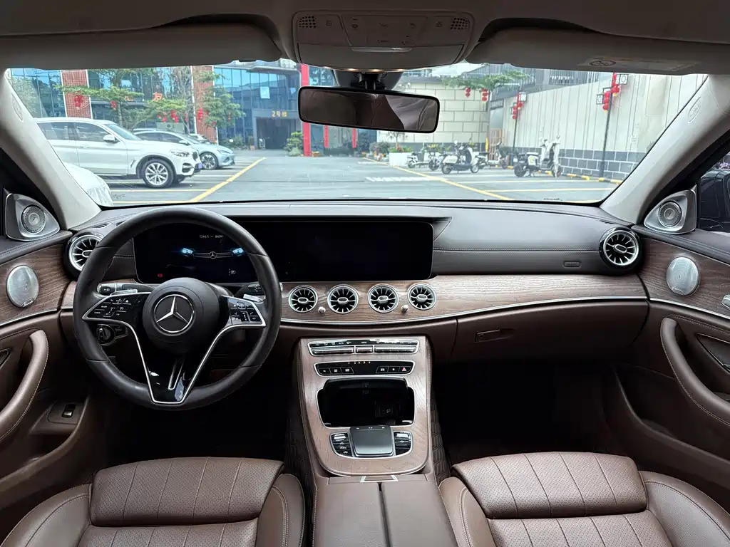 Mercedes-Benz E-Class 2022 E 260 L купить на сайте DeffCars