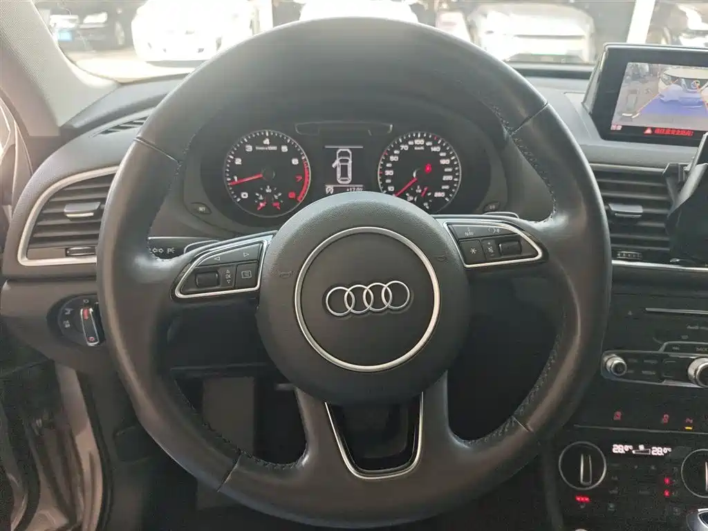 Audi Q3 2018 30th Anniversary Model 35 TFSI Sports купить на сайте DeffCars