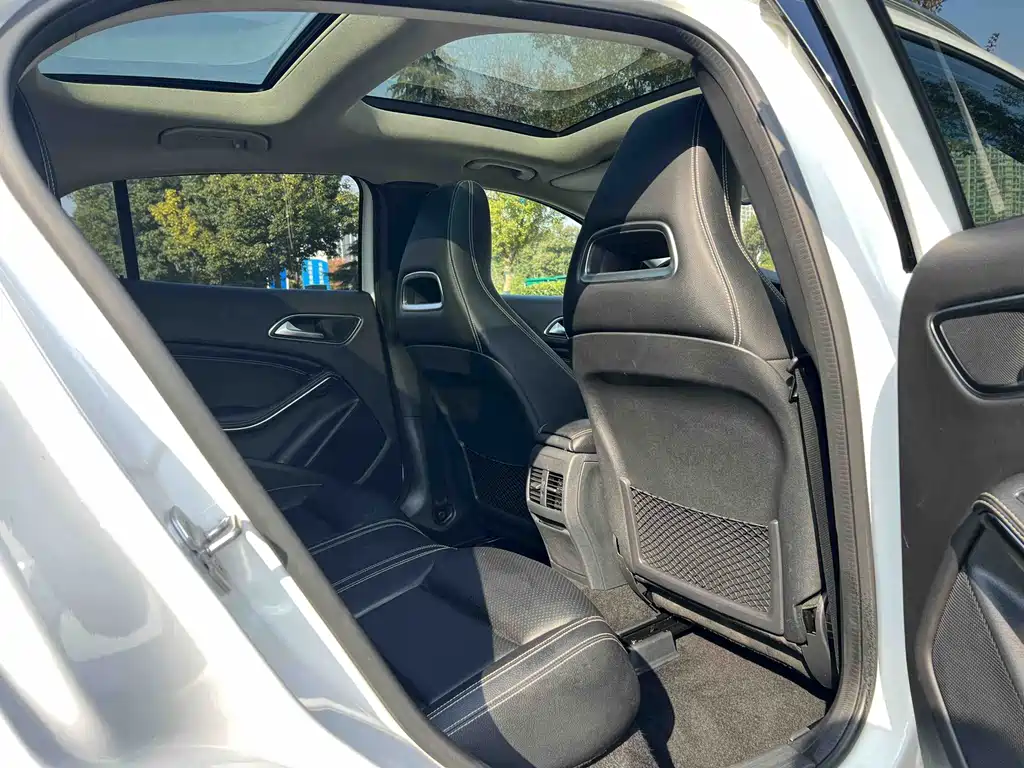 Mercedes-Benz GLA 2019 GLA 200 Fashion Model купить на сайте DeffCars