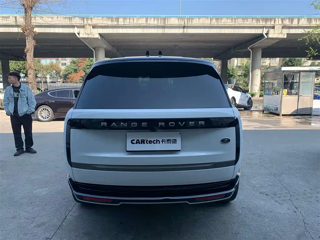 Range Rover 2023 3.0 L6 360PS Grand Edition купить на сайте DeffCars