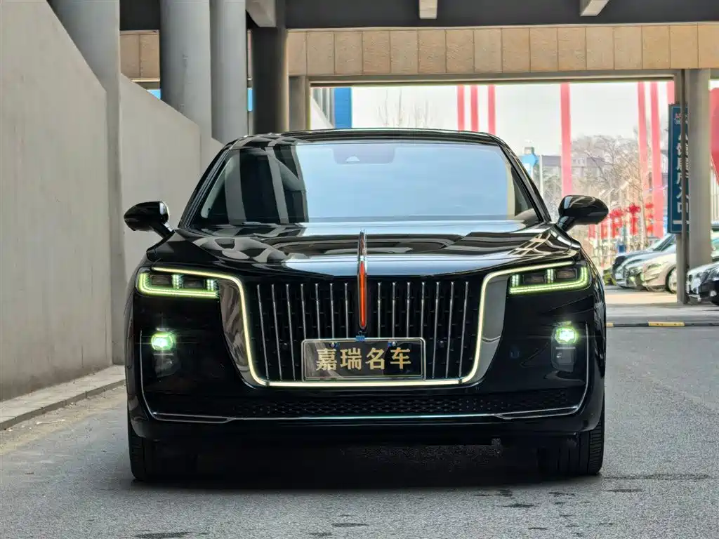 Hongqi H9 2020 2.0T Zhilian Flagship Edition купить на сайте DeffCars