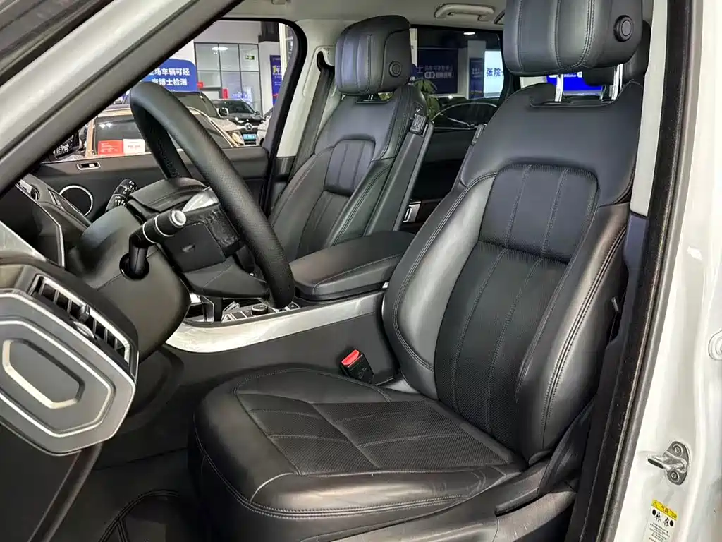 Range Rover Sport 2020 3.0 L6 SE купить на сайте DeffCars
