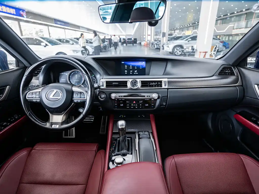 Lexus GS 2017 300 F SPORT купить на сайте DeffCars