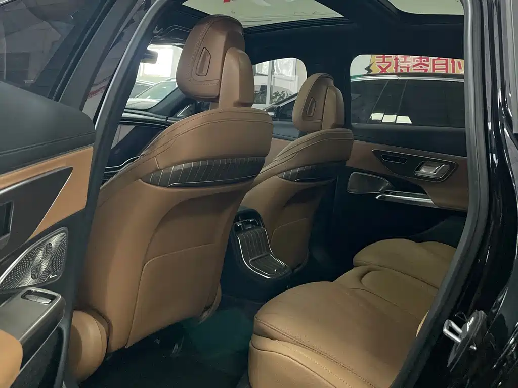 Mercedes-Benz E-Class New Energy 2024 E 350 e L plug-in hybrid sedan купить на сайте DeffCars