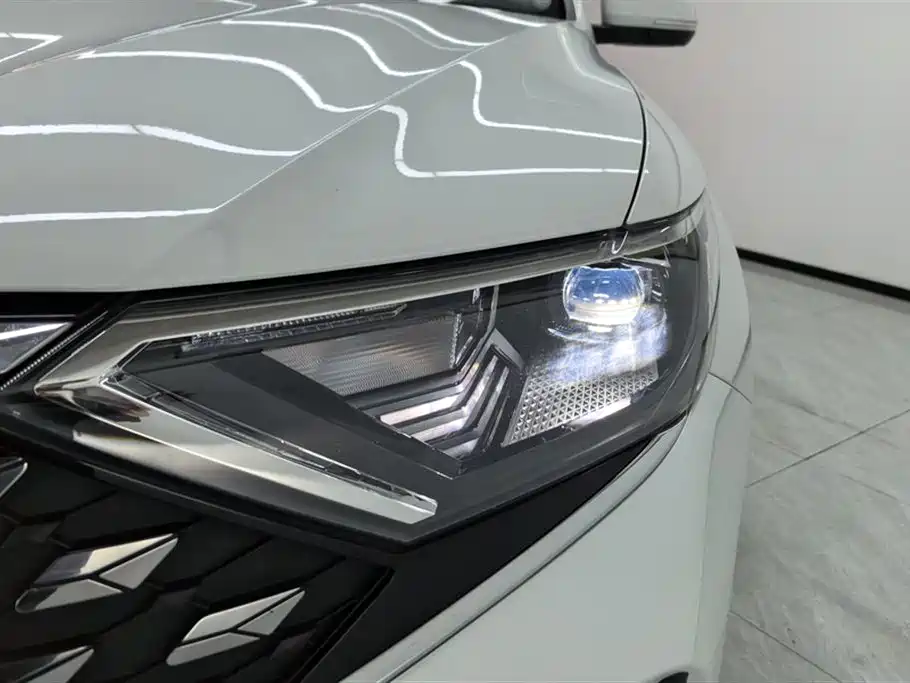 Jetta VS7 2023 280TSI automatic aggressive version купить на сайте DeffCars