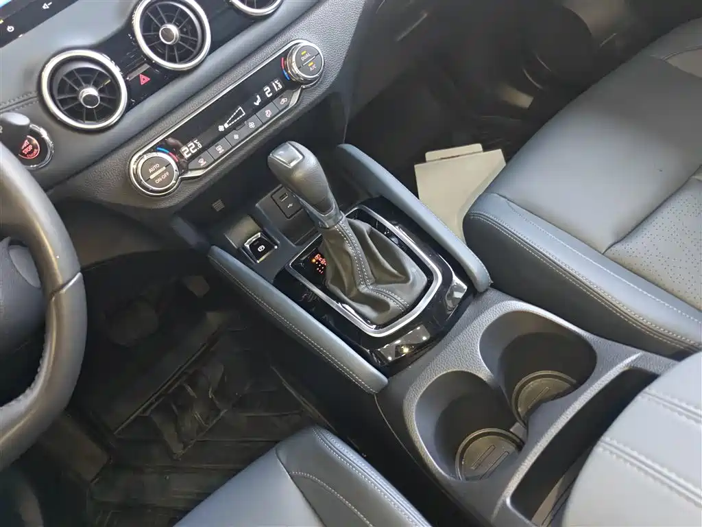 Qashqai 2025 Honor 2.0L CVT XV+ Leading Edition купить на сайте DeffCars