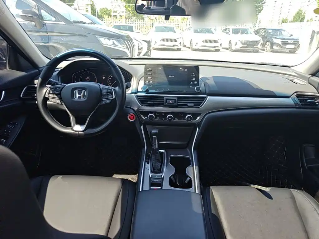Accord 2018 260TURBO Deluxe Edition National VI купить на сайте DeffCars