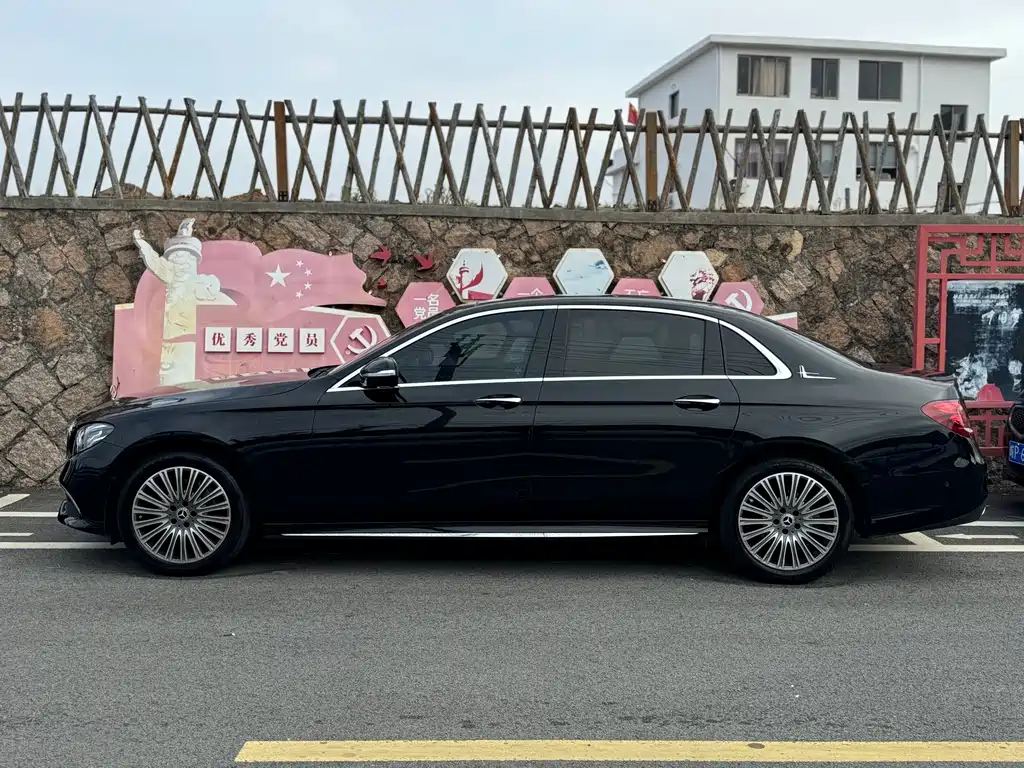 Mercedes-Benz E-Class 2020 facelift E 300 L sporty and fashionable купить на сайте DeffCars