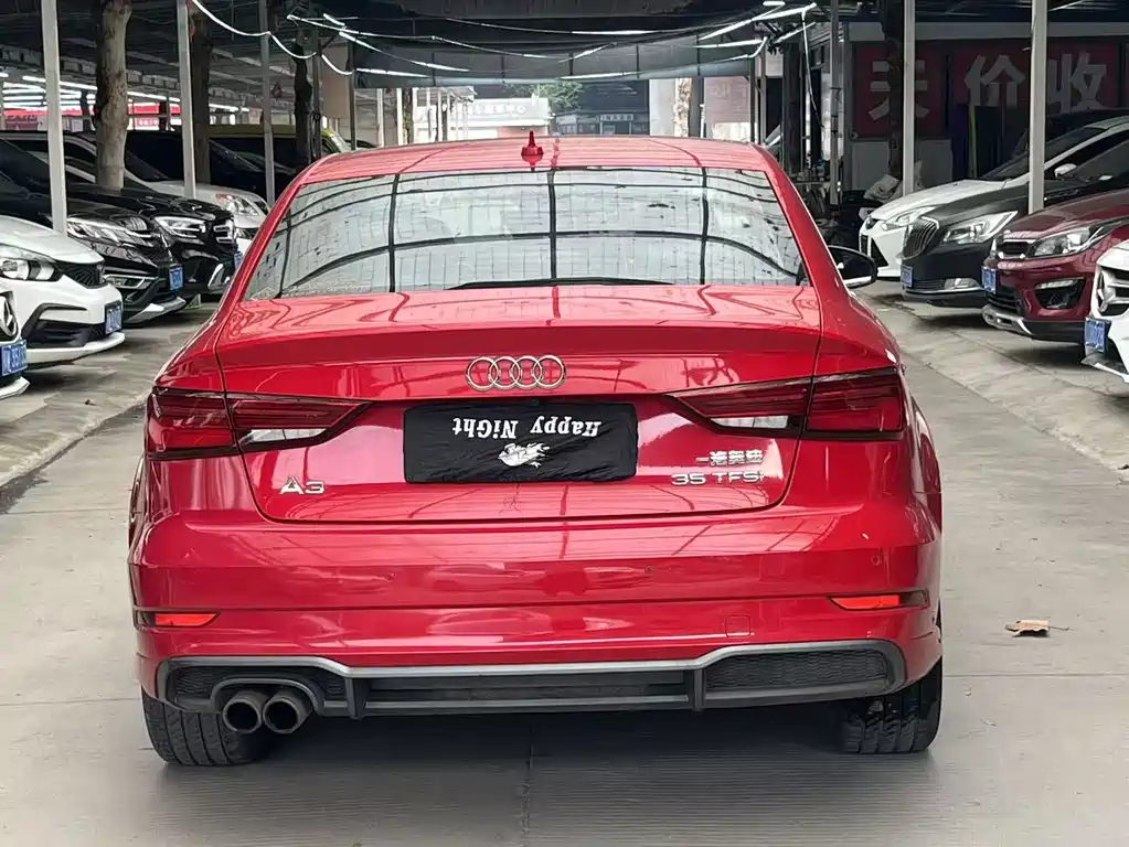 Audi A3 2018 30th Anniversary Limousine 35 TFSI Fashion купить на сайте DeffCars
