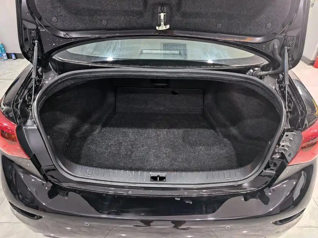 Infinity Q50L 2015 2.0T Enjoy Edition купить на сайте DeffCars