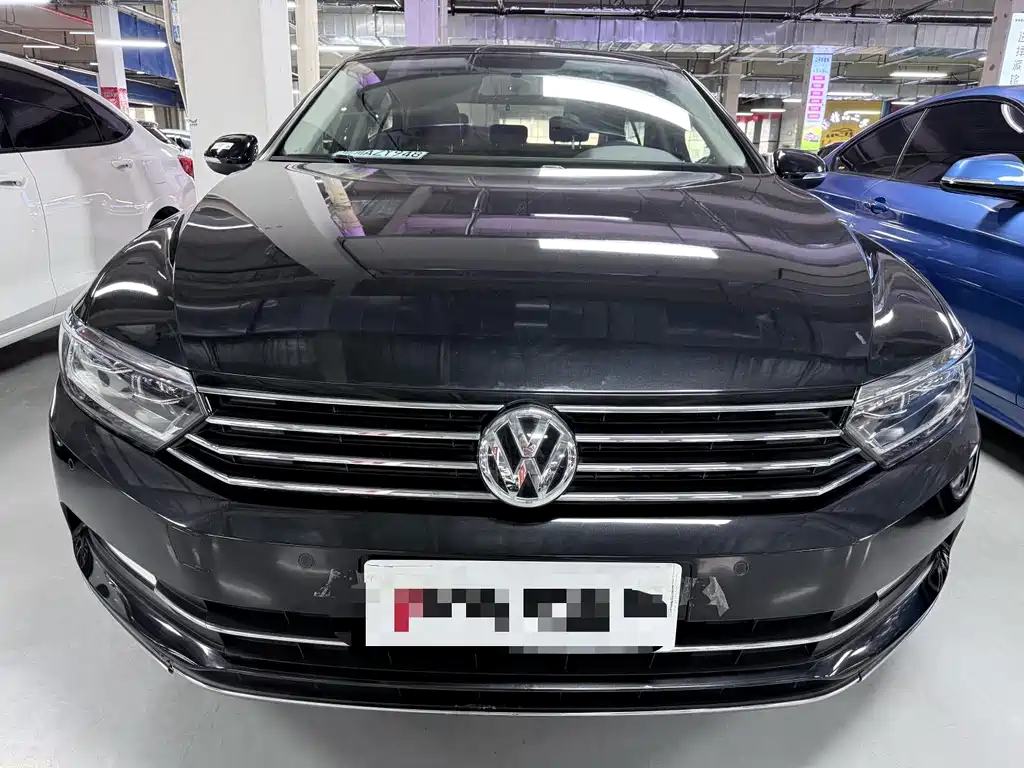 Magotan 2018 330TSI DSG leading model купить на сайте DeffCars
