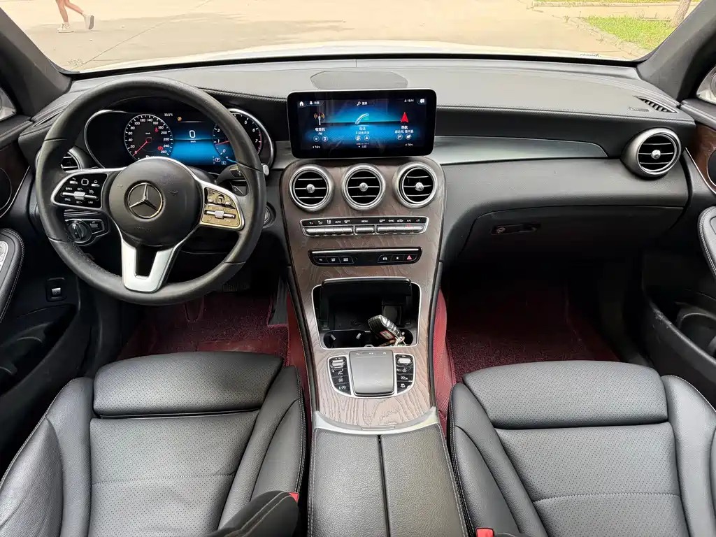 Mercedes-Benz GLC 2020 facelift GLC 260 L 4MATIC luxury model купить на сайте DeffCars