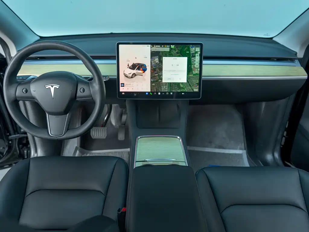 Model Y 2022款 改款 后轮驱动版 купить на сайте DeffCars