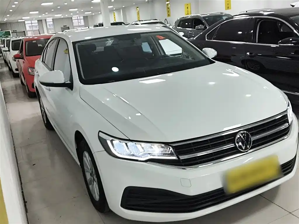 Bora 2021 1.5L Automatic Fashion Smart Connected Edition купить на сайте DeffCars