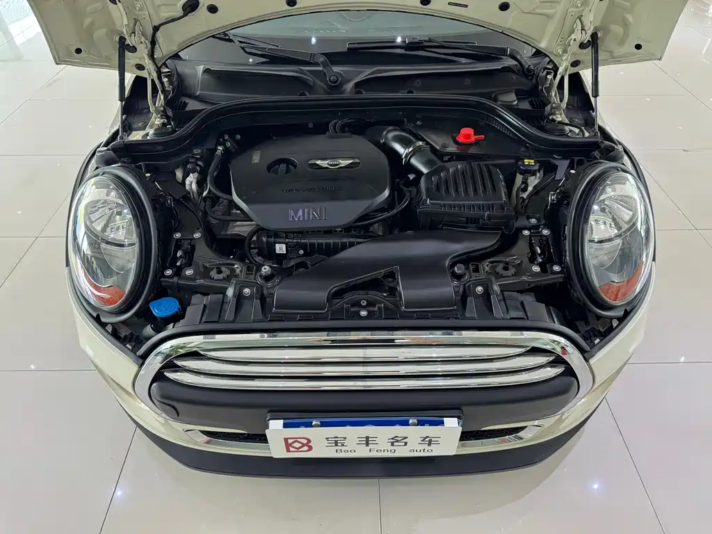 Mini 2016 1.2T one avant-garde купить на сайте DeffCars
