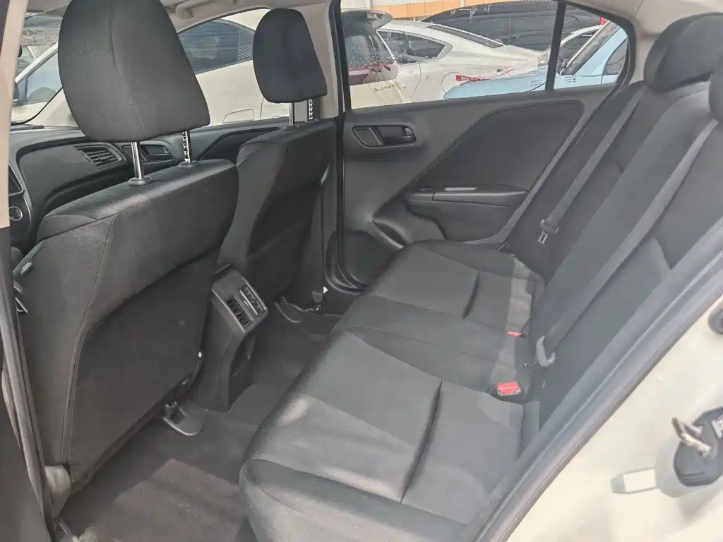Fengfan 2017 1.5L CVT Deluxe Edition купить на сайте DeffCars