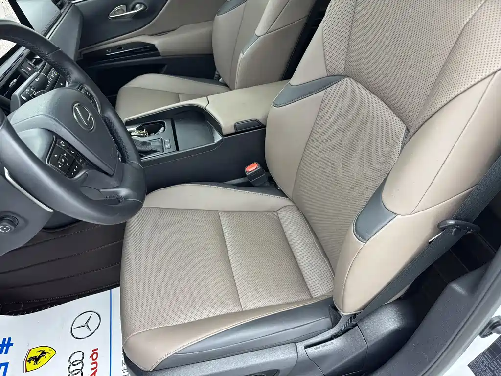 Lexus ES 2023 200 Excellence Edition купить на сайте DeffCars