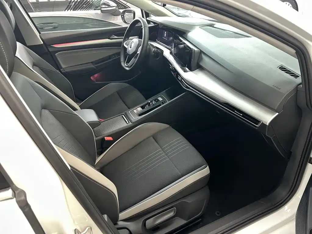 Golf 2021 280TSI DSG Pro купить на сайте DeffCars