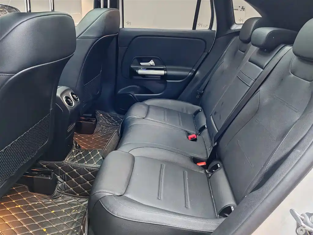 Mercedes-Benz GLA 2023 GLA 220 купить на сайте DeffCars