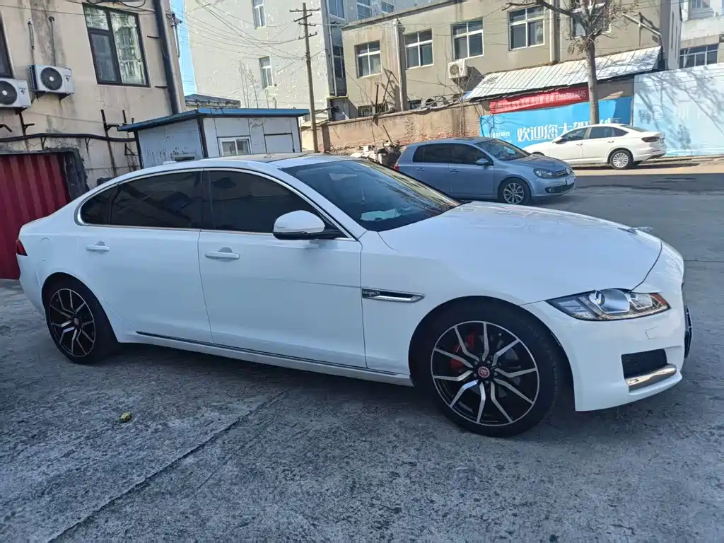 Jaguar XFL 2017 XFL 2.0T 200PS Elite Edition купить на сайте DeffCars