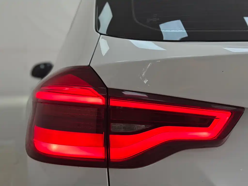 BMW X3 2018 xDrive28i M Sports Package National VI купить на сайте DeffCars