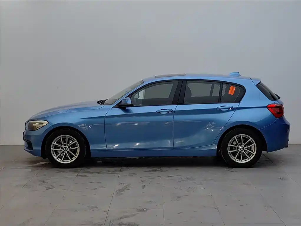 BMW 1 Series imported 2016 118i leading model купить на сайте DeffCars