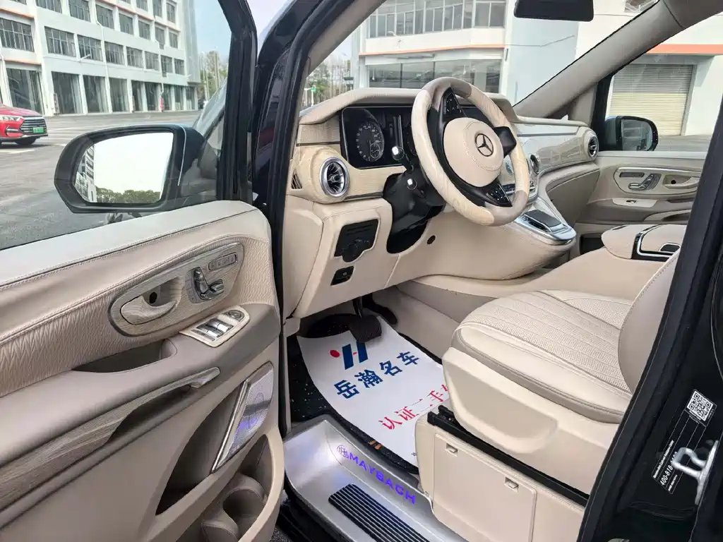 Vito 2023 2.0T Business Edition 8 seats купить на сайте DeffCars