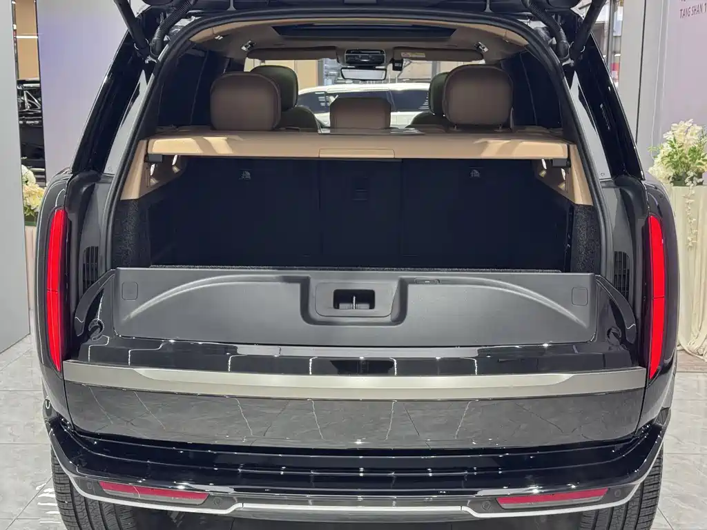 Range Rover 2025 3.0 L6 400PS Extended Edition купить на сайте DeffCars