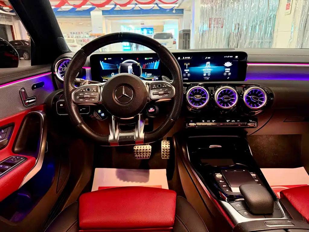 Mercedes-Benz A-Class AMG 2022 AMG A 35 L 4MATIC купить на сайте DeffCars