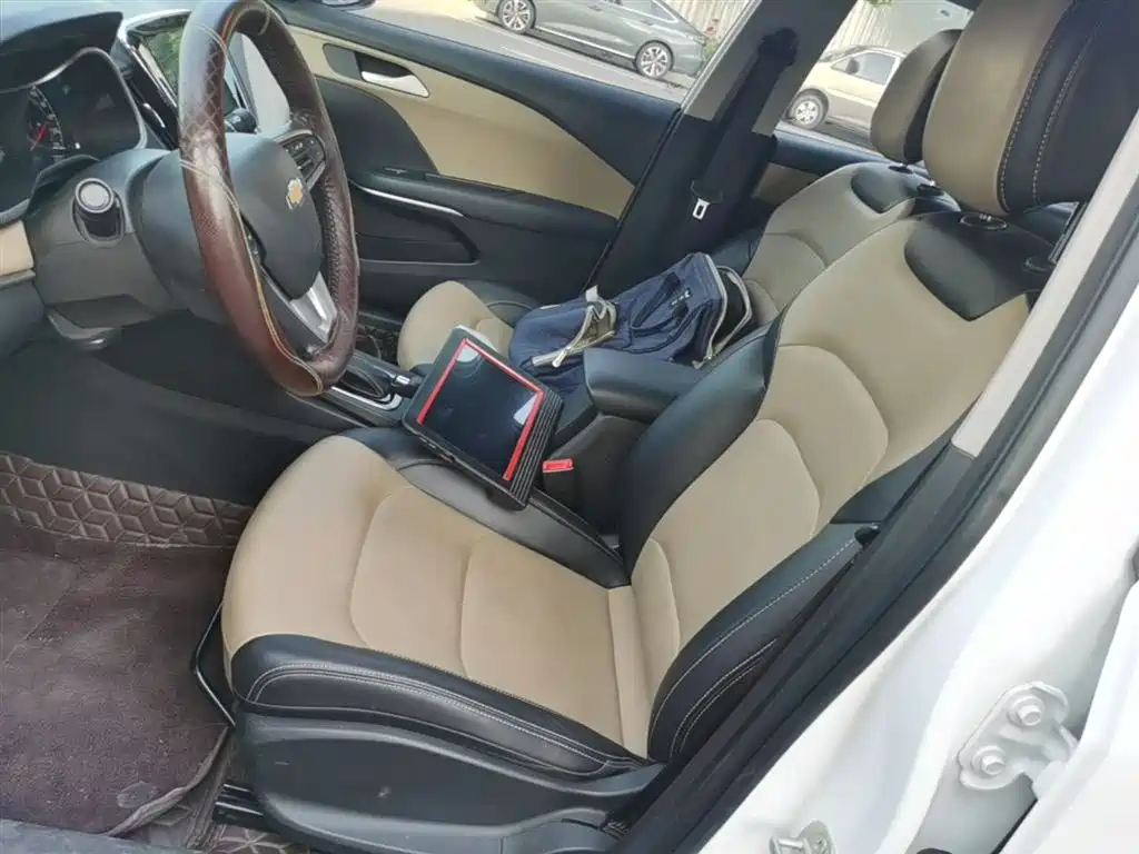 Cruze 2022 320 Automatic Sunroof Edition купить на сайте DeffCars