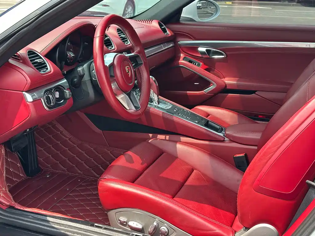 Porsche 718 2016 Cayman 2.0T купить на сайте DeffCars