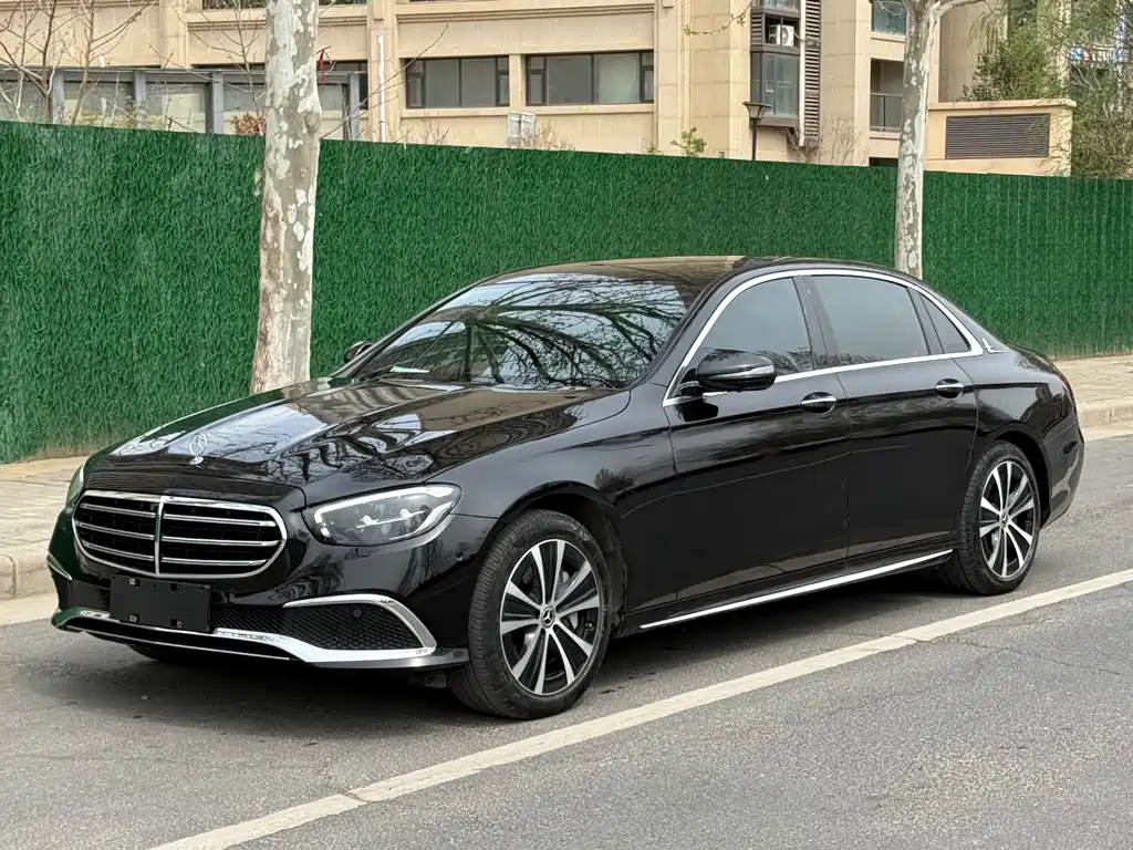 Mercedes-Benz E-Class New Energy 2022 E 350 e L plug-in hybrid sedan купить на сайте DeffCars