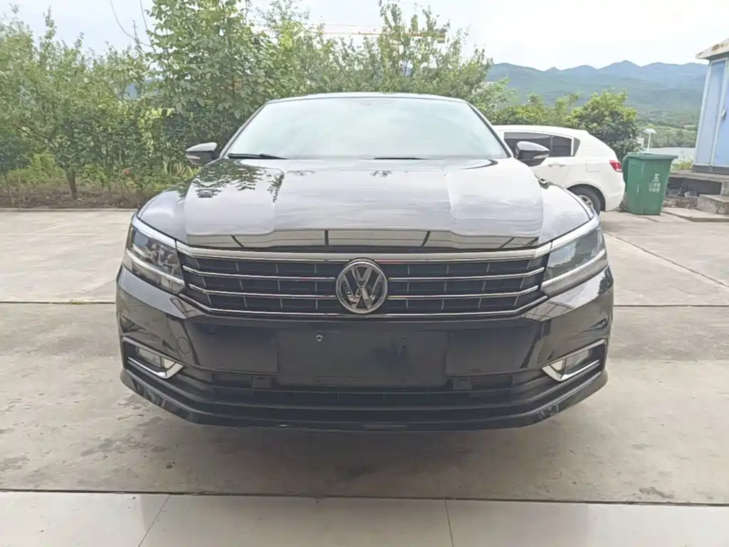Passat 2017 330TSI DSG Premium Edition купить на сайте DeffCars