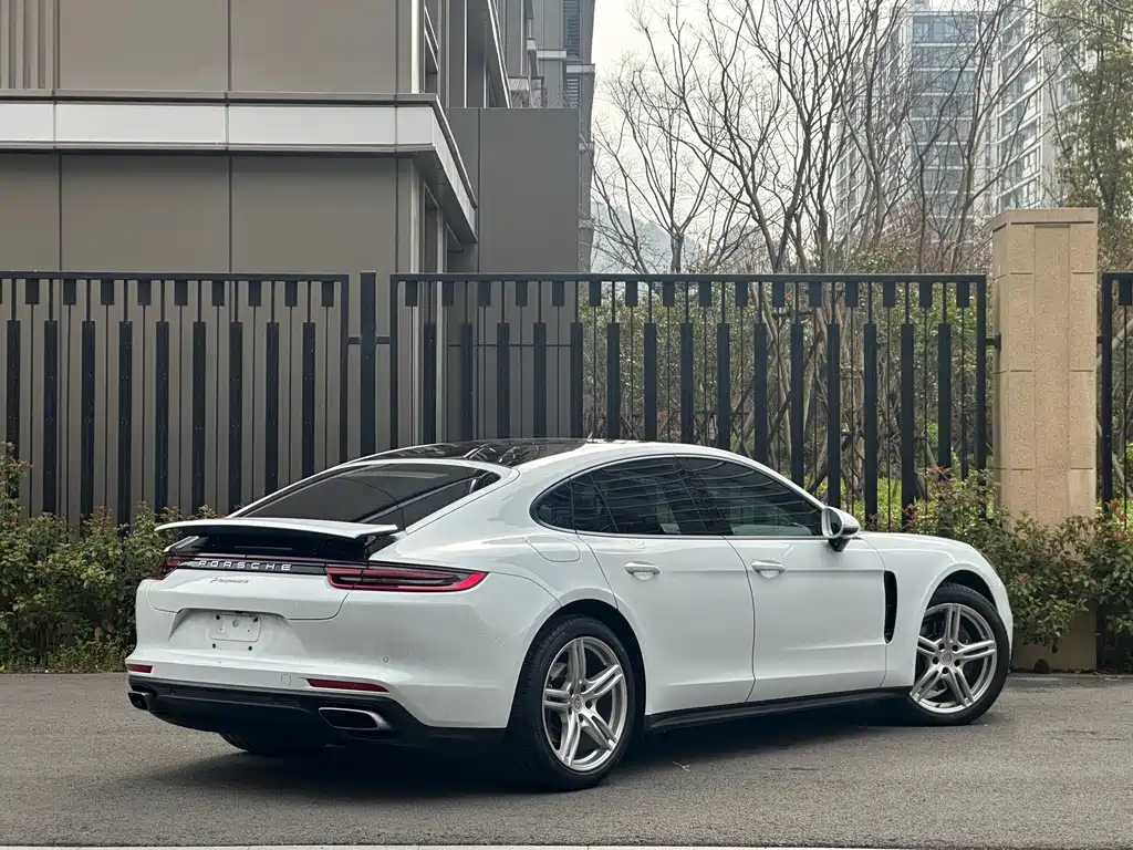 Panamera 2017 Panamera 3.0T купить на сайте DeffCars