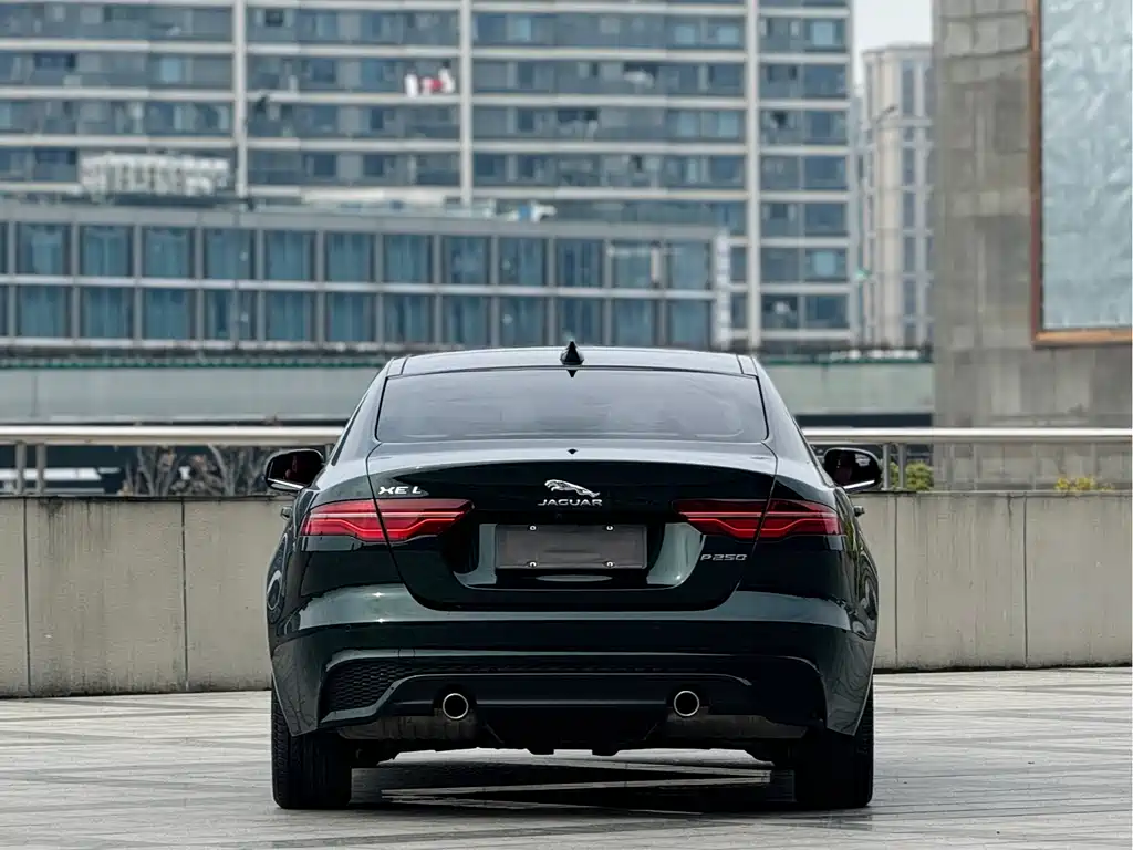 Jaguar XEL 2022 2.0T 250PS R-DYNAMIC S Advanced Sports Edition купить на сайте DeffCars