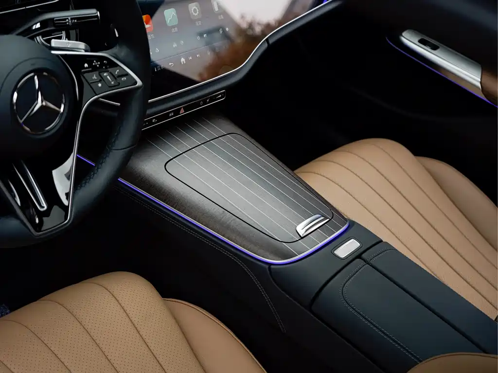 Mercedes-Benz E-Class 2024 E 300 L Premium Model купить на сайте DeffCars