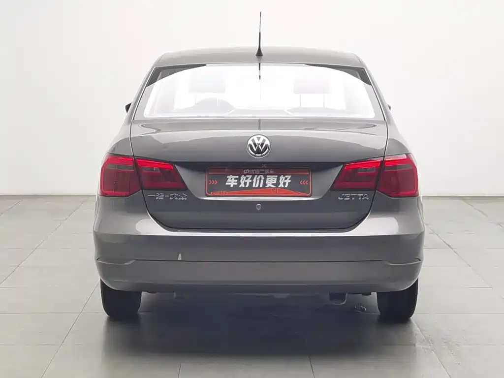 Jetta 2015 1.6L manual fashion model купить на сайте DeffCars
