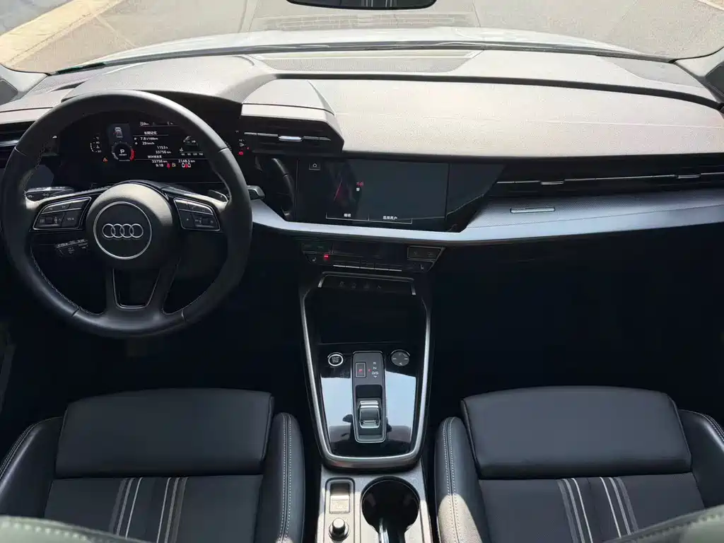 Audi A3 2023 A3L Limousine 35 TFSI Fashionable and Sporty купить на сайте DeffCars